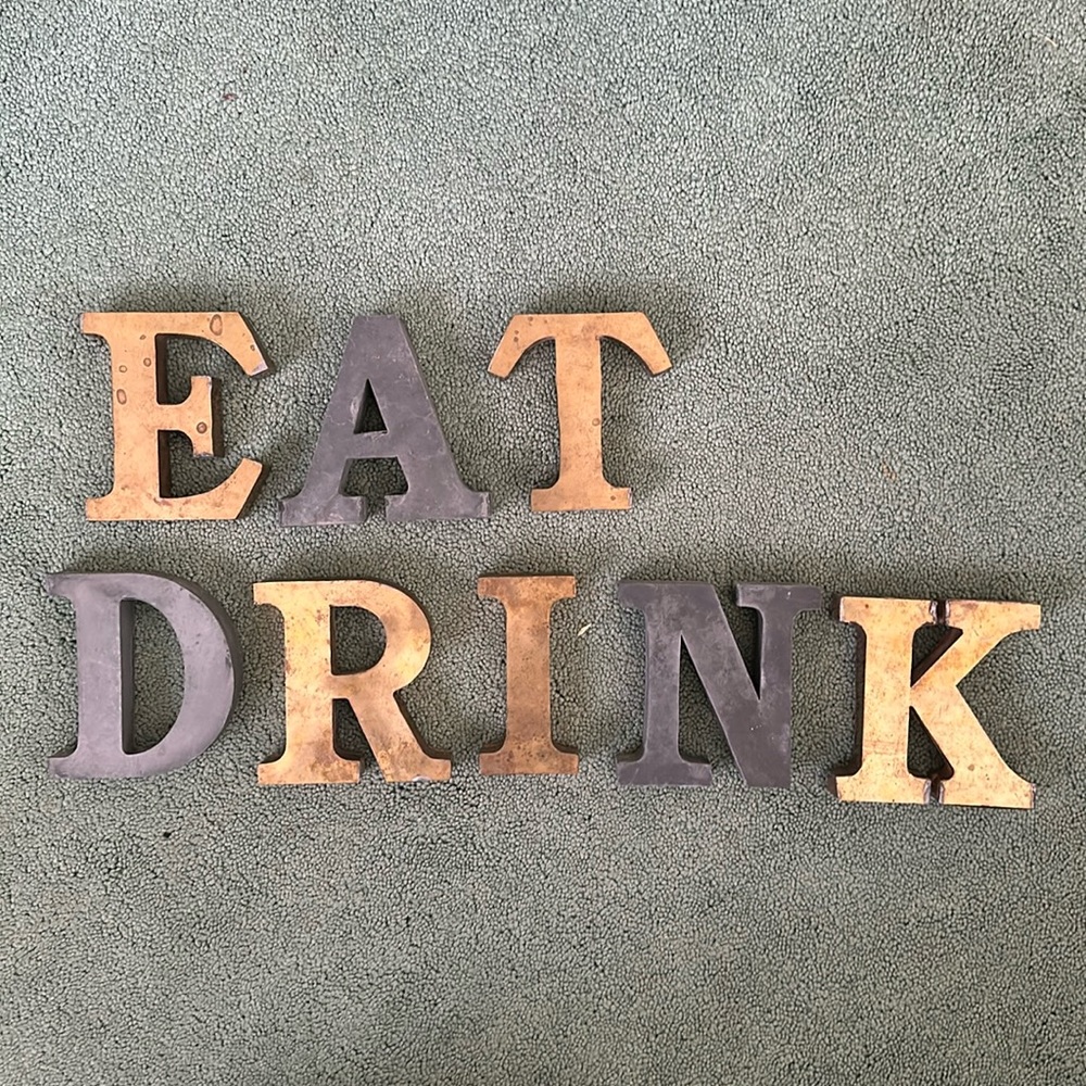 ‘EAT’ & ‘DRINK’ Decorative Letters